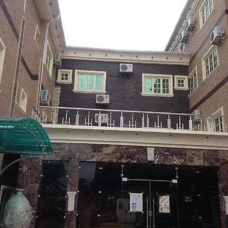 Eterno Hotel Benin City Exteriör bild