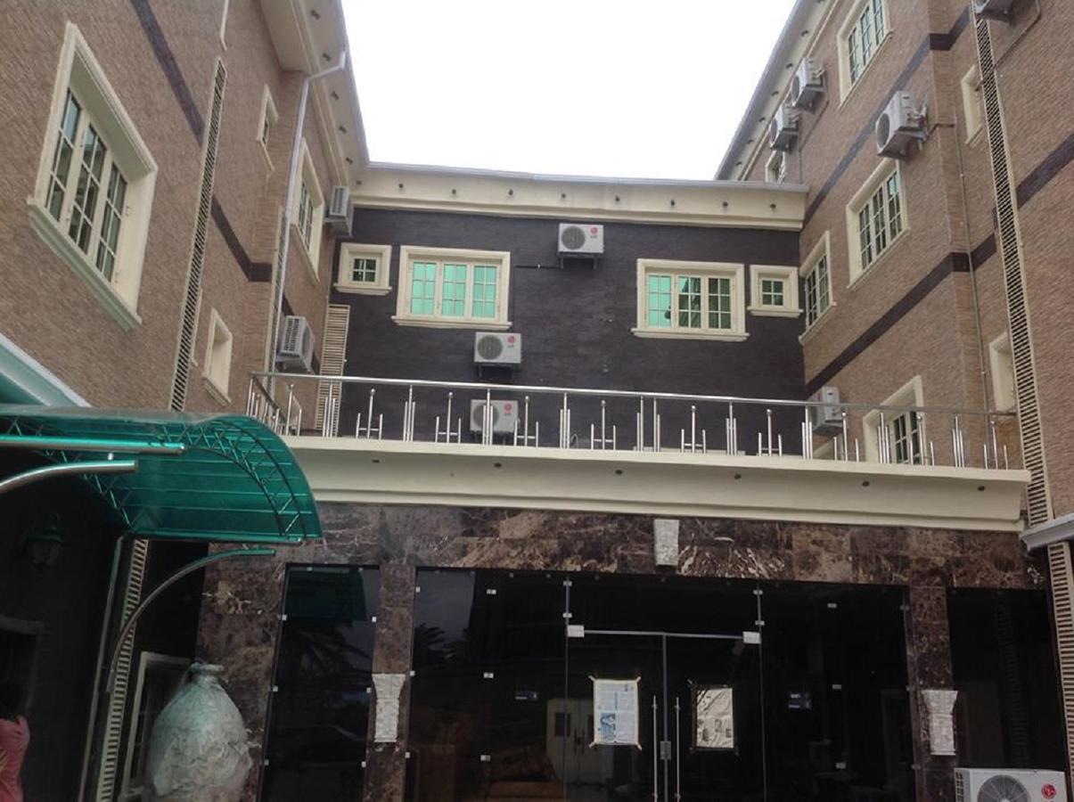 Eterno Hotel Benin City Exteriör bild